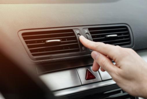 Gyakori problémák az autó légkondicionáló hűtőközeggel és hogyan lehet azokat javítani